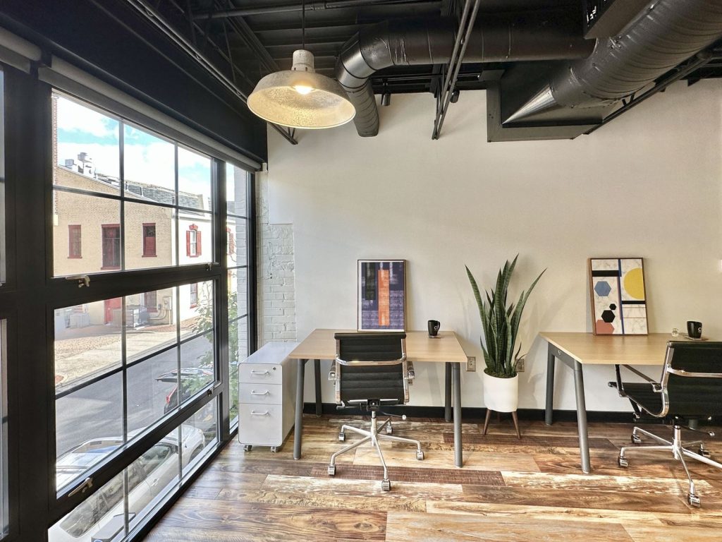 12 Photo - Lee street Office Desks (2)